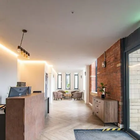 Conditioning House - 1 Apartment Bradford (West Yorkshire)