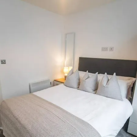Conditioning House - 1 Apartment Bradford (West Yorkshire)