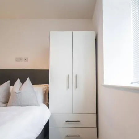 Conditioning House - 1 * Bradford (West Yorkshire)