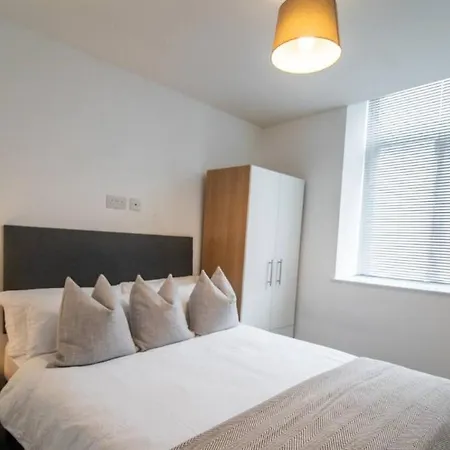Conditioning House - 1 Apartment Bradford (West Yorkshire)