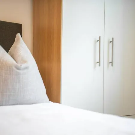 Conditioning House - 1 * Bradford (West Yorkshire)