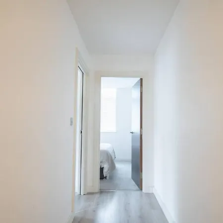 Apartment Conditioning House - 1