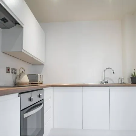 Conditioning House - 1 Apartment Bradford (West Yorkshire)